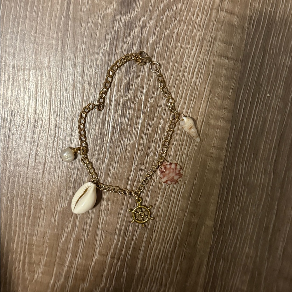 Gold Shell Charm Anklet